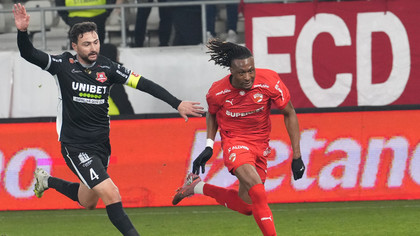 VIDEO | Dinamo - Hermannstadt 2-0. ”Câinii” rezolvă calificarea în fazele eliminatorii