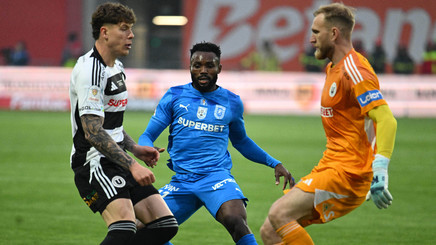 VIDEO | "U" Cluj - Universitatea Craiova, LIVE pe Prima Sport 1 şi PrimaPlay.ro! Oltenii au avut iniţiativa în prima repriză