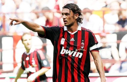 Are 21 de ani şi l-a convins deja pe marele Maldini: "E cel mai bun din lume!"
