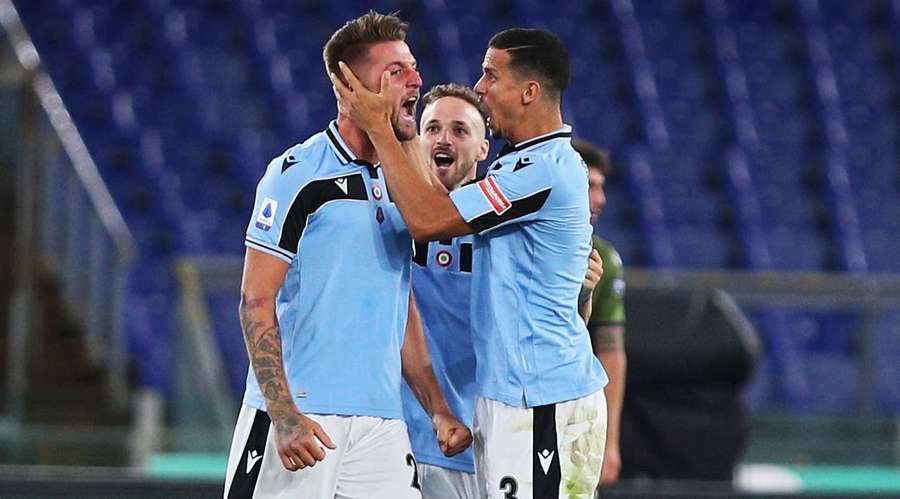 Lazio câştigă, cu Cagliari şi sparge seria de cinci meciuri fără succes