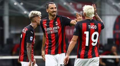 AC Milan, victorie la scor de neprezentare cu Cagliari. Ibrahimovic a ratat un penalty, dar la scurt timp a marcat. Walter Zenga ar putea fi demis