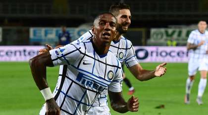 Inter câştigă derby-ul cu Atalanta şi încheie sezonul pe locul secund, la doar un punct de Juventus