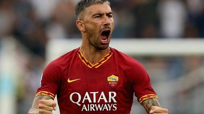 OFICIAL | Aleksandar Kolarov, vândut de AS Roma pentru două milioane de euro! Sârbul va juca la o altă echipă de top din Serie A