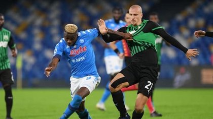 Chiricheş, lăudat de fanii lui Sassuolo! Cifrele fundaşului român în meciul cu Napoli