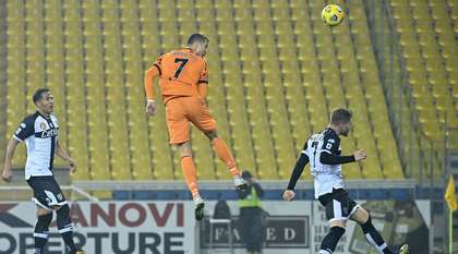 Parma - Juventus 0-4. Cristiano Ronaldo face din nou spectacol şi o duce pe ”Bătrâna Doamnă” la un punct de liderul din Serie A