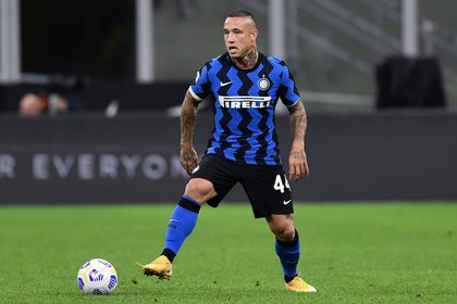Radja Nainggolan, mesaj de susţinere pentru unul din cei mai excentrici jucători din Serie A. ”A intrat în râşniţa reţelelor de socializare”