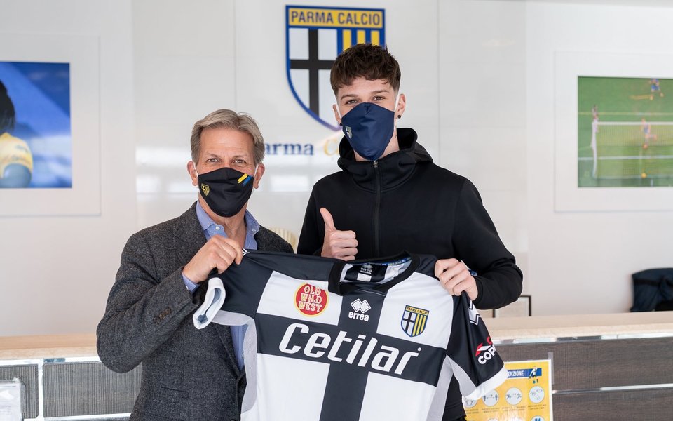 //i0.1616.ro/media/581/3142/38112/19937816/3/man-parma.jpg