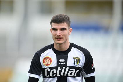 VIDEO | Mihăilă a reuşit faza zilei în Serie A! Fostul jucător al Craiovei a fost aproape să înscrie un gol de poveste în meciul Parma - Roma