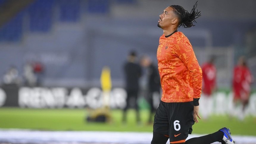 Un star din Serie A a fost ameninţat cu pistolul de hoţi la el în casă! Soţia a alertat poliţia la 5 dimineaţa