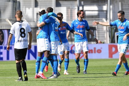 VIDEO | Napoli a urcat pe locul 2 în Serie A, după victoria clară cu Spezia