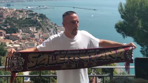 VIDEO | Ribery a semnat cu Salernitana! Francezul, primit ca un star