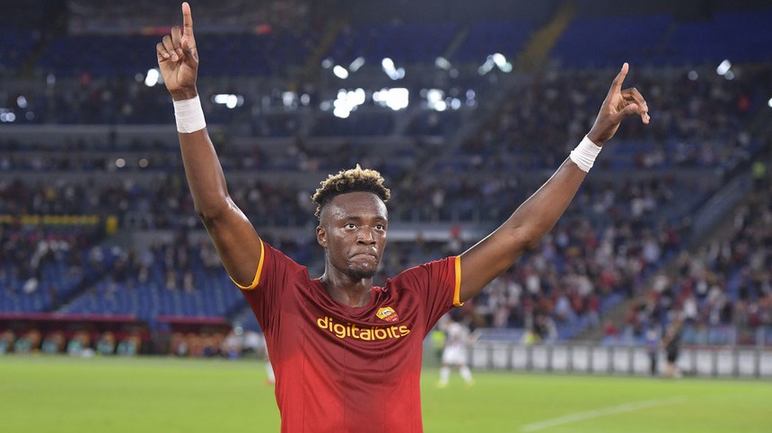 VIDEO ǀ Victorie cu emoţii pentru AS Roma! Napoli, lideră în Serie A după cinci etape