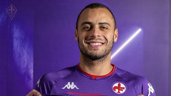 Fiorentina l-a achiziţionat pe Cabral, în locul lui Vlahovic