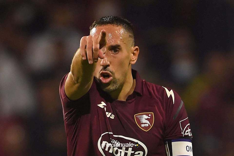 //i0.1616.ro/media/581/3142/38112/20620494/1/ribery.jpg