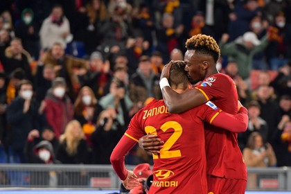 VIDEO | Derby-ul Romei, AS Roma - Lazio, e LIVE pe Look Sport şi PrimaPlay.ro, duminică, de la ora 19:00. Celelalte meciuri transmise de programele Look Sport din runda a 30-a din Serie A