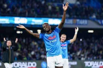 VIDEO | Napoli s-a impus cu 2-0 în faţa lui Empoli şi se distanţează în fruntea clasamentului. Eşec pentru echipa lui Răzvan Marin