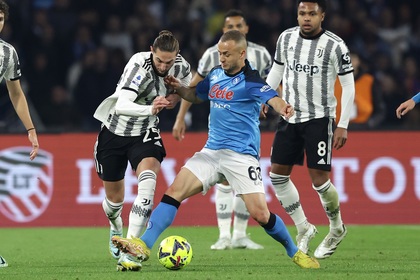 VIDEO | Napoli cântă, dansează şi visează la Scudetto! Liderul a demolat Juventus, 5-1, şi are zece puncte avans în fruntea Serie A