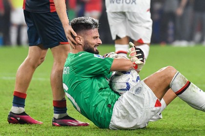 Olivier Giroud povesteşte cum a trecut de la atacant la portar şi cum l-a oprit pe Puşcaş: ”Aproape am reuşit o paradă demnă!”