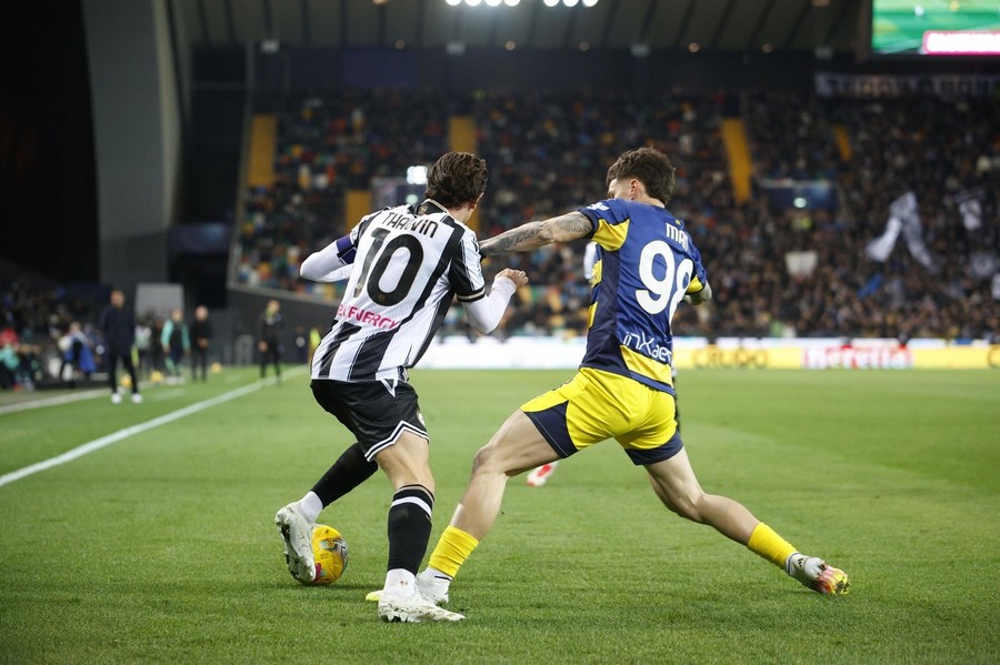 VIDEO | Udinese - Parma 1-0. Cristi Chivu şi Dennis Man nu au putut da replica