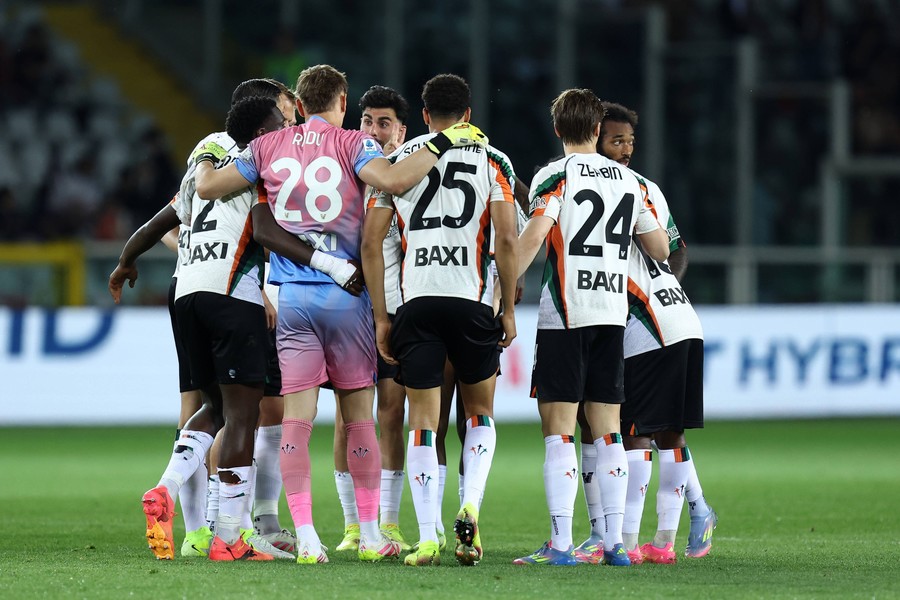 VIDEO | Victorie uriaşă obţinută de echipa lui Ionuţ Radu