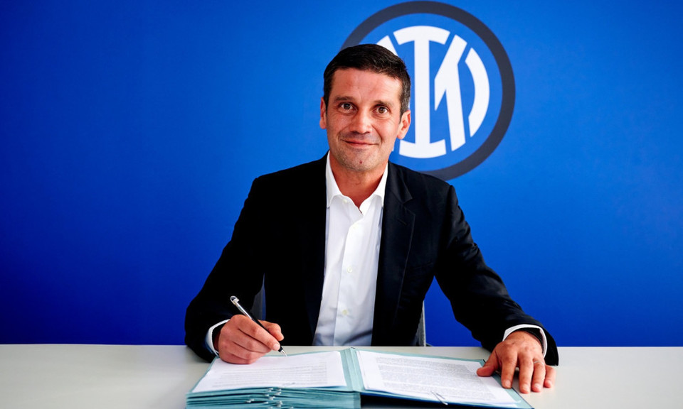 //i0.1616.ro/media/581/3142/38112/22061803/1/chivu.jpg