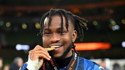 Inter Milano vrea să-l achiziţioneze pe Lookman. Cât oferă echipa antrenată de Cristi Chivu pentru jucătorul Atalantei