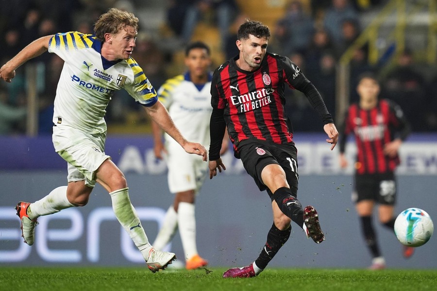 VIDEO | Parma – AC Milan 2-2. Oaspeţii s-au văzut egalaţi, deşi au condus cu 2-0