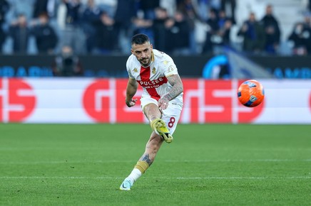 Nicolae Stanciu, pe picior de plecare de la Genoa! Decizia luată de Dan Şucu faţă de internaţionalul român