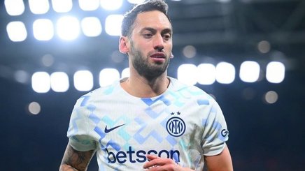 Mijlocaşul Hakan Calhanoglu va fi indisponibil timp de trei săptămâni