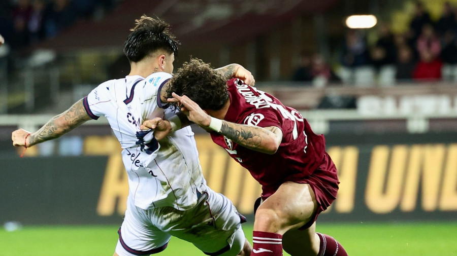 Bologna reuşeşte să se impună în deplasarea de la Torino