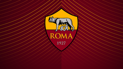 Şaisprezece suporteri ai clubului AS Roma au primit interdicţie de acces pe stadioanele din Italia din cauza salutului fascist
