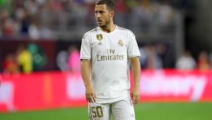 Eden Hazard recunoaşte: ”Încerc să nu atac dulapul cu dulciuri, dar cămara e aproape”. Mijlocaşul s-ar putea întoarce cu kg bune în plus la antrenamente 