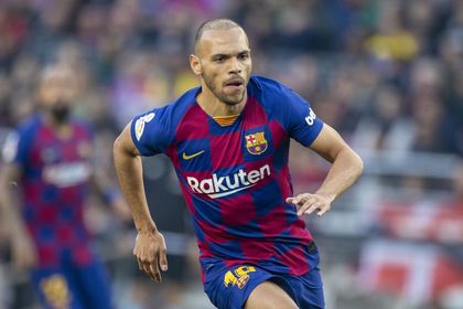 Transferul la Barcelona i-a schimbat complet viaţa. Jucătorul la care "oamenii se uită diferit"
