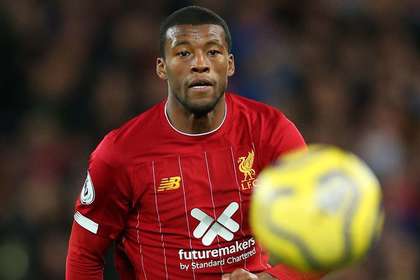 Wijnaldum, mai aproape de Camp Nou. Stoichkov îl anunţă drept "următorul număr 8 al Barcelonei"