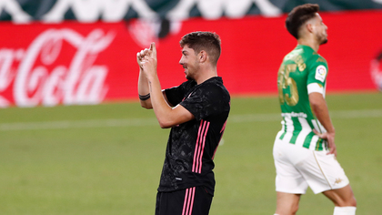 VIDEO | Betis - Real Madrid 2-3. Campioana obţine cu mari emoţii prima victorie în noul sezon din LaLiga. Sergio Ramos a dat lovitura decisivă dintr-un penalty controversat