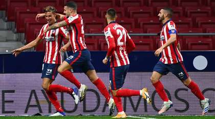 Atletico - Betis 2-0. Llorente şi Suarez îi propulsează pe madrileni pe locul secund în La Liga