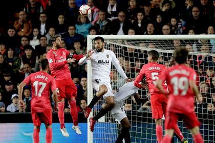 Valencia - Real Madrid, derby-ul etapei a 9-a din LaLiga, în direct la Look Sport, de la ora 22:00. 'Galacticii', pe cai mari după victoria cu Inter