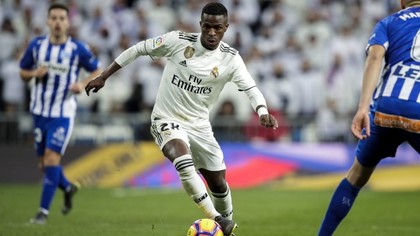 VIDEO | Real Madrid – Alaves s-a terminat 1-2. Oaspeţii au produs surpriza pe Santiago Bernabeu după două erori uriaşe în defensiva ”galactică”