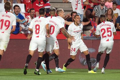 Sevilla şi-a păstrat statutul şi s-a calificat în semifinalele Cupei Spaniei. A obţinut o victorie la limită contra unei echipe din liga a doua