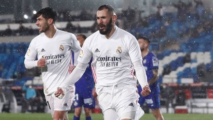 Karim Benzema a făcut spectacol în Cadiz - Real Madrid 0-3. ”Galacticii” continuă cursa de urmărire a rivalei Atletico