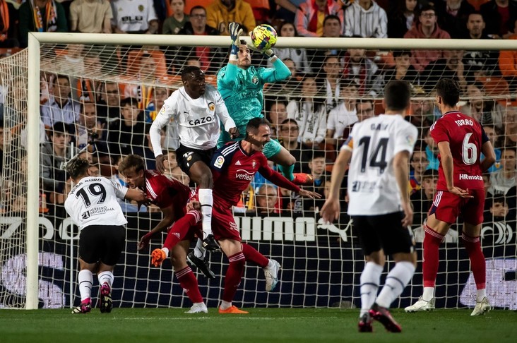 VIDEO | Valencia a învins Osasuna cu 1-0 şi a ieşit din zona retrogradării