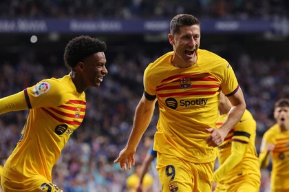VIDEO | Barcelona este campioana Spaniei, după ce s-a impus cu 4-2 în faţa rivalei Espanyol. Catalanii au cucerit trofeul La Liga pentru a 27-a oară 