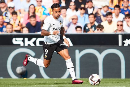 Casa din Valencia a lui Justin Kluivert a fost spartă. Jucătorul era la Mallorca unde se pregătea pentru un meci. Care este dauna
