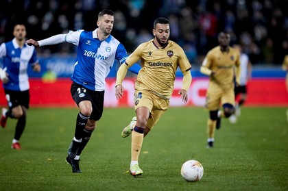 Deportivo Alaves şi Levante se luptă pentru promovarea în La Liga duminică, de la 22:00, în direct la Prima Sport 1. Echipele probabile