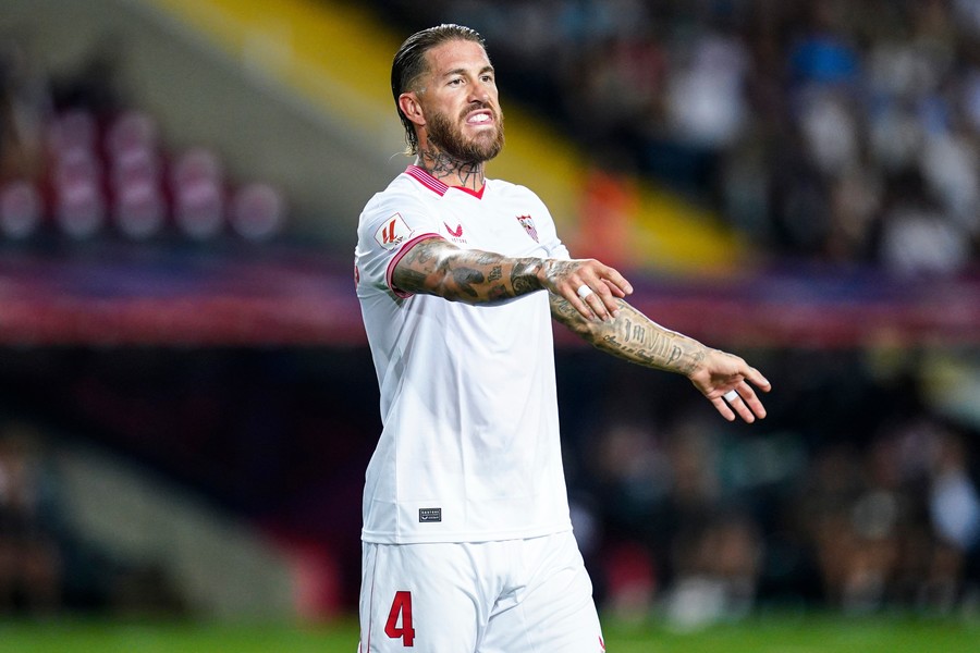 VIDEO | La asta nu se gândea nimeni! Sergio Ramos aduce trei puncte Barcelonei