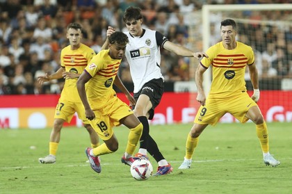 VIDEO | Valencia - Barcelona 1-2. Lewandowski şi Yamal au fost decisivi