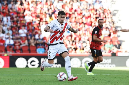 Rayo Vallecano – Alaves 1-0. Andrei Raţiu a fost integralist la învingători