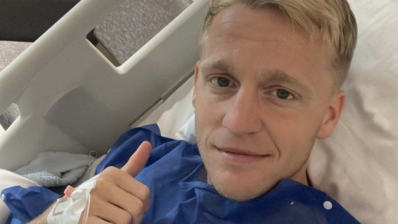 Donny Van de Beek va fi indisponibil cel puţin şase luni după ce a suferit o ruptură a tendonului lui Ahile