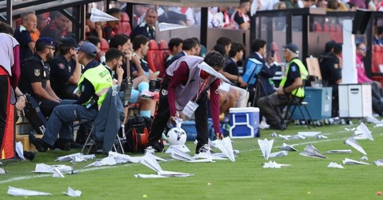 VIDEO | Rayo Vallecano - Athletic Bilbao, suspendat în urma protestului suporterilor faţă de proprietarului clubului madrilen