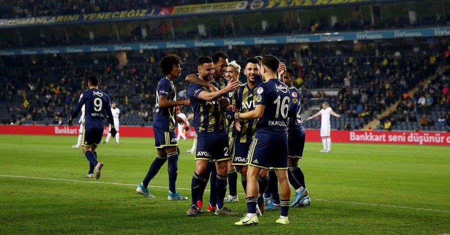 VIDEO: Fenerbahce, meci dezastruos în Super Lig. Fosta campioană e departe de locurile europene 